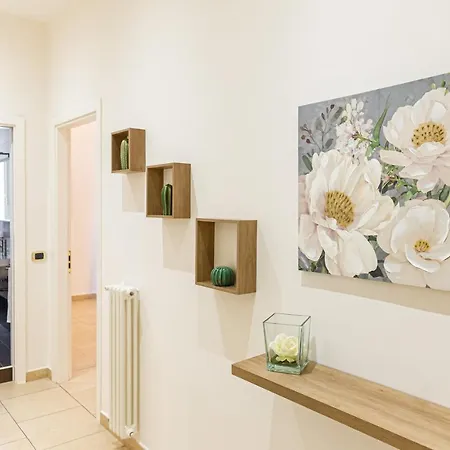 Internotre Luxury * בארי