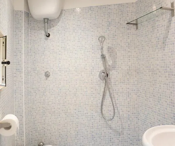 Internotre Luxury * Bari